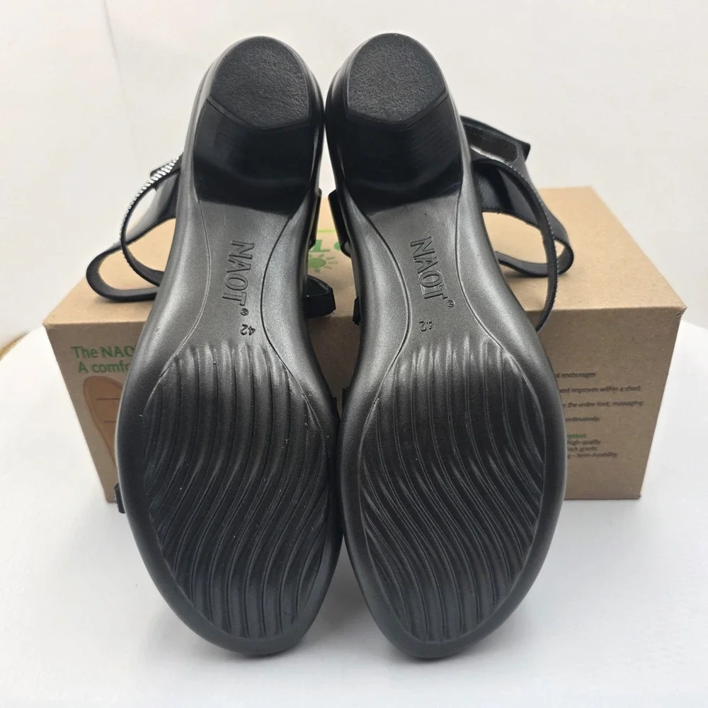 Naot Innovate Rhinestone Strappy Sandals Black Leather EU 42 US 11 Comfort